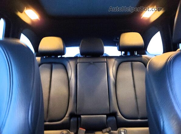 WBXJG9C01L5P65714 2020 BMW X1 Black უკანა სავარძლების ხედი