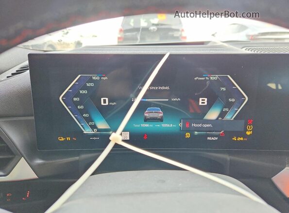 WBY33AW0XRFS33958 2024 BMW I4 Gray Vista del cuadro de instrumentos