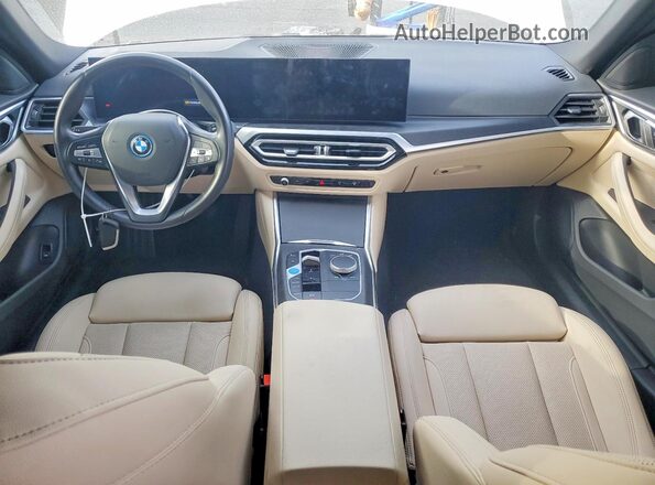 WBY43AW07RFS85410 2024 BMW I4 White Vista del salpicadero