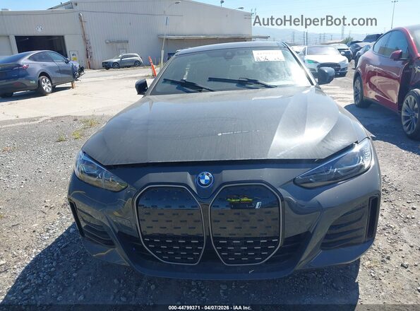 WBY73AW08PFP01099 2023 BMW I4 Gray Սարքավորումների վահանակի տեսք