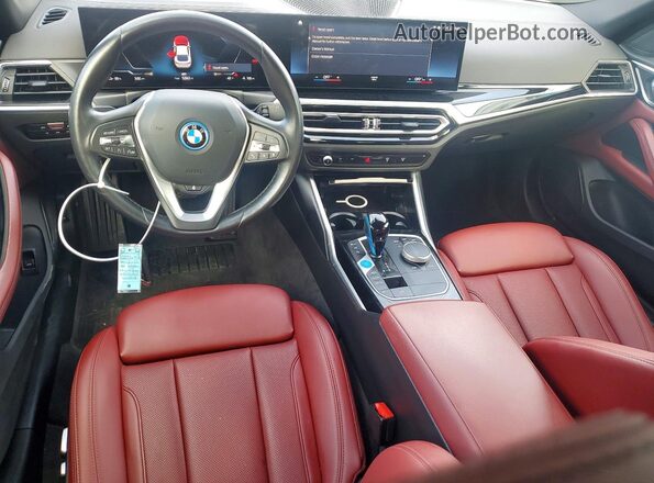 WBY73AW09NFN12331 2022 BMW I4 Белый Вид панели приборов
