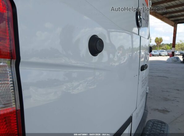 WD3PE8DD7GP359384 2016 MERCEDES-BENZ SPRINTER White Widok wnętrza z tyłu