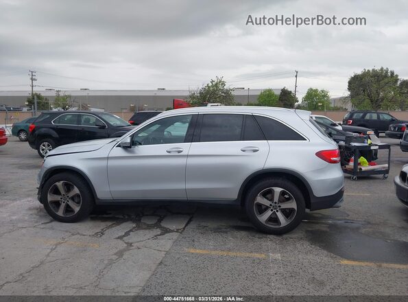 WDC0G4JB3KF596198 2019 MERCEDES-BENZ GLC 300 Серебряный Панорамный вид салона 360°