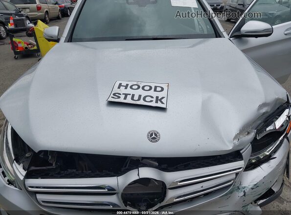 WDC0G4JB3KF596198 2019 MERCEDES-BENZ GLC 300 Серебряный Вид сзади