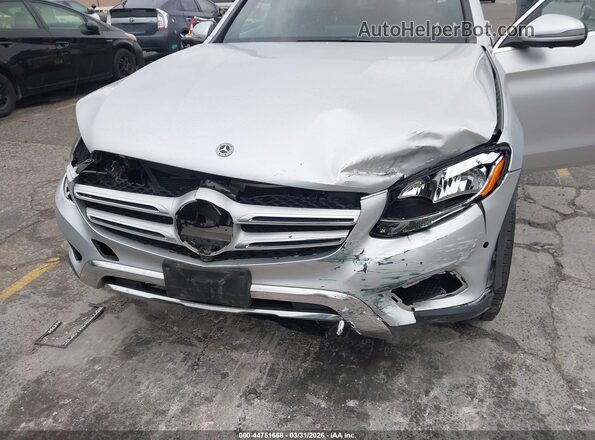 WDC0G4JB3KF596198 2019 MERCEDES-BENZ GLC 300 Серебряный Вид спереди