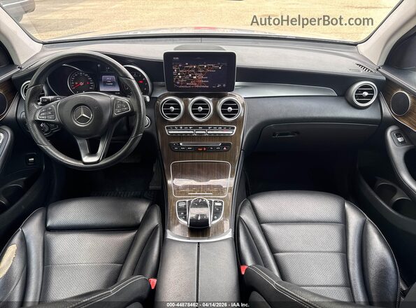 WDC0G4JB5GF106884 2016 MERCEDES-BENZ GLC 300 Серебряный Вид спереди