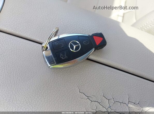 WDC0G4JB6JV049477 2018 MERCEDES-BENZ GLC 300 Белый Вид панели приборов