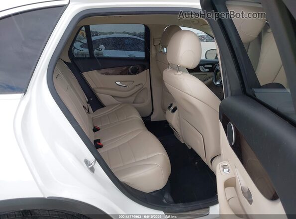 WDC0G4JB7GF013395 2016 MERCEDES-BENZ GLC 300 Белый Вид наклейки с VIN-кодом