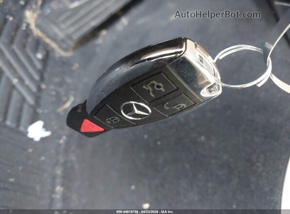 WDC0G4KB8JF306096 2018 MERCEDES-BENZ GLC 300 White Вид панелі приладів