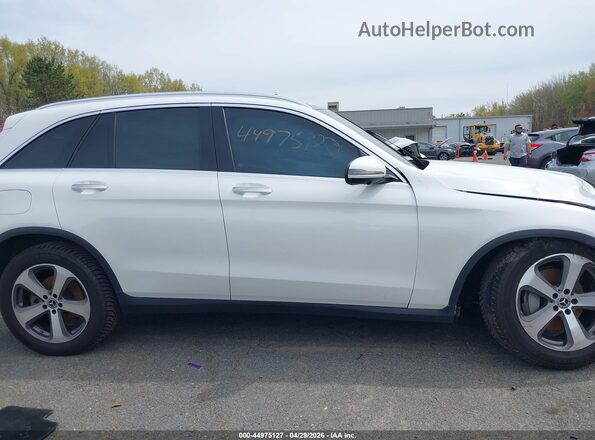 WDC0G4KBXJV091360 2018 MERCEDES-BENZ GLC 300 White უკანა სალონის ხედი