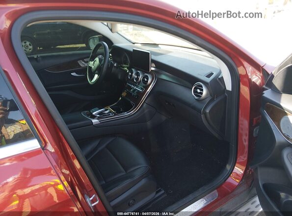 WDC0J4KB3HF227723 2017 MERCEDES-BENZ GLC 300 COUPE Red Widok wnętrza z przodu