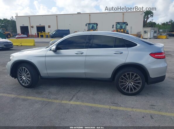WDC0J4KBXKF497264 2019 MERCEDES-BENZ GLC 300 COUPE Серебряный Панорамный вид салона 360°