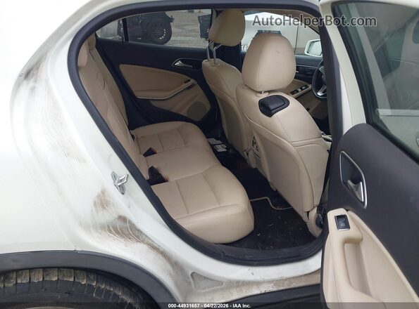WDCTG4EB0GJ223373 2016 MERCEDES-BENZ GLA 250 White VIN კოდის სტიკერის ხედი