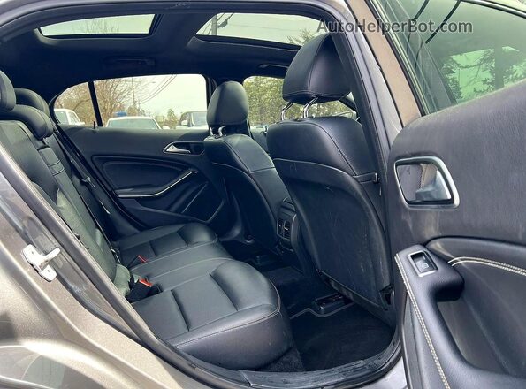 WDCTG4EB0JJ442812 2018 MERCEDES-BENZ GLA Gray უკანა ხედი