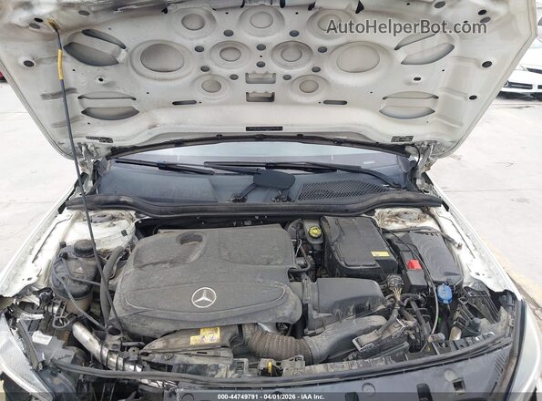 WDCTG4EB1GJ223995 2016 MERCEDES-BENZ GLA 250 White Вид ззаду