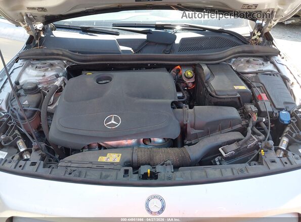 WDCTG4EB2GJ210818 2016 MERCEDES-BENZ GLA 250 Silver Rear view