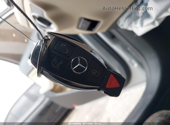 WDCTG4EB3KJ578689 2019 MERCEDES-BENZ GLA 250 Серебряный Вид панели приборов