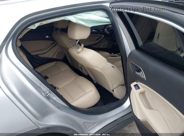 WDCTG4EB3KJ578689 2019 MERCEDES-BENZ GLA 250 Серебряный Вид наклейки с VIN-кодом