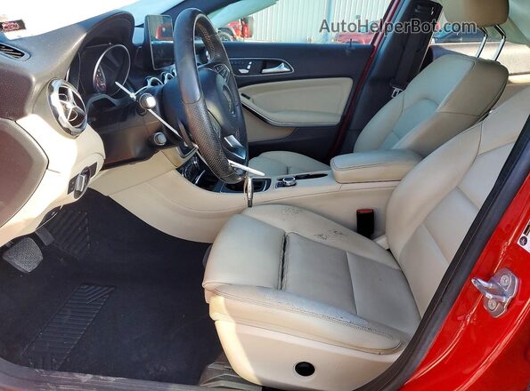 WDCTG4EB6KJ581036 2019 MERCEDES-BENZ GLA Red Սալոնի դիմացի տեսք