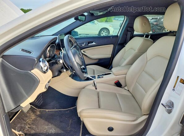 WDCTG4EB7LU022837 2020 MERCEDES-BENZ GLA White Front interior view