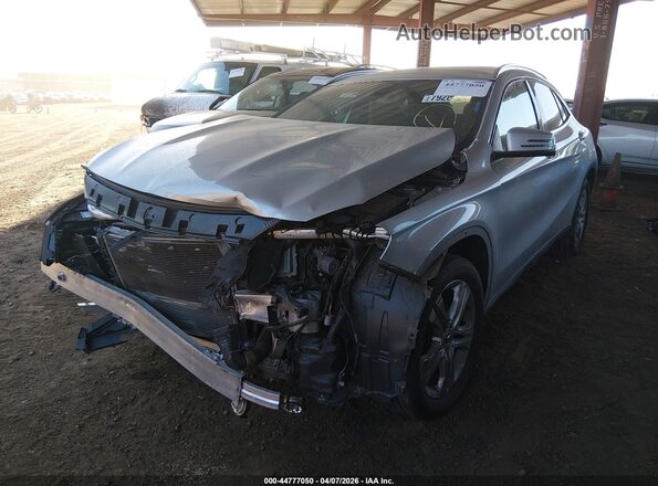 WDCTG4EB8JJ529194 2018 MERCEDES-BENZ GLA 250 Silver Przód lewy
