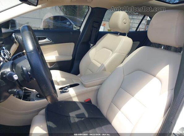 WDCTG4EBXKU009594 2019 MERCEDES-BENZ GLA 250 Белый 