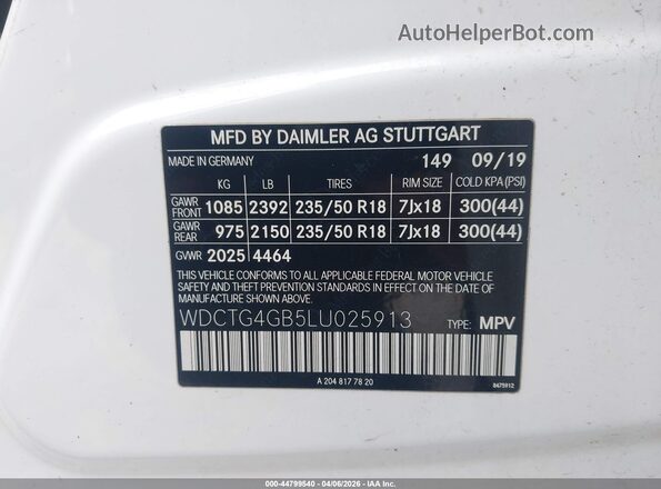 WDCTG4GB5LU025913 2020 MERCEDES-BENZ GLA 250 White Engine compartment view