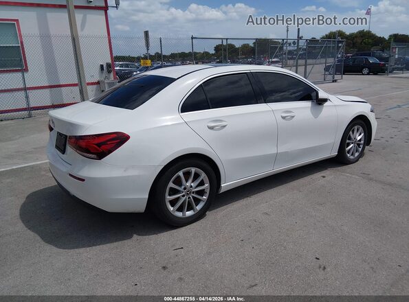 WDD3G4EB0KW024329 2019 MERCEDES-BENZ A 220 Белый Задняя правая четверть