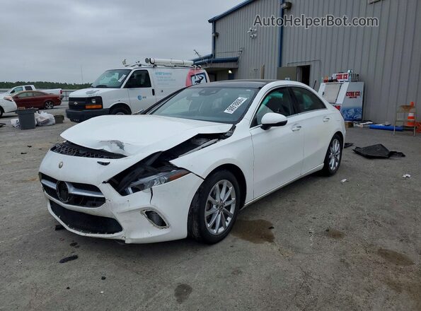 WDD3G4EB2KW001618 2019 MERCEDES-BENZ A Белый Передняя левая четверть