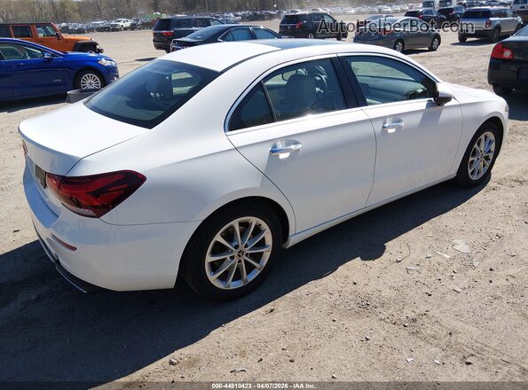 WDD3G4EB6KW019524 2019 MERCEDES-BENZ A 220 White Trasero derecho