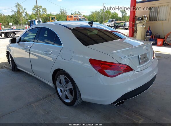 WDDSJ4EB2GN335416 2016 MERCEDES-BENZ CLA 250 White Trasero izquierdo