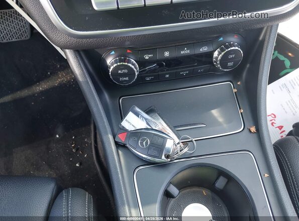 WDDSJ4EB2JN600682 2018 MERCEDES-BENZ CLA 250 Black Dashboard view