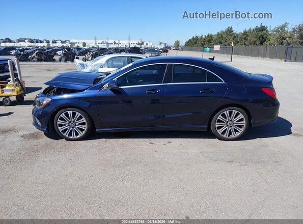 WDDSJ4EB3JN643668 2018 MERCEDES-BENZ CLA 250 Dark Blue Սալոնի 360 աստիճան տեսք