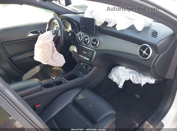 WDDSJ4EB4JN614017 2018 MERCEDES-BENZ CLA 250 White Front interior view