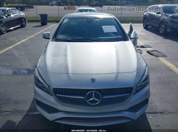 WDDSJ4EB5JN689731 2018 MERCEDES-BENZ CLA 250 Серебряный Вид щитка приборов