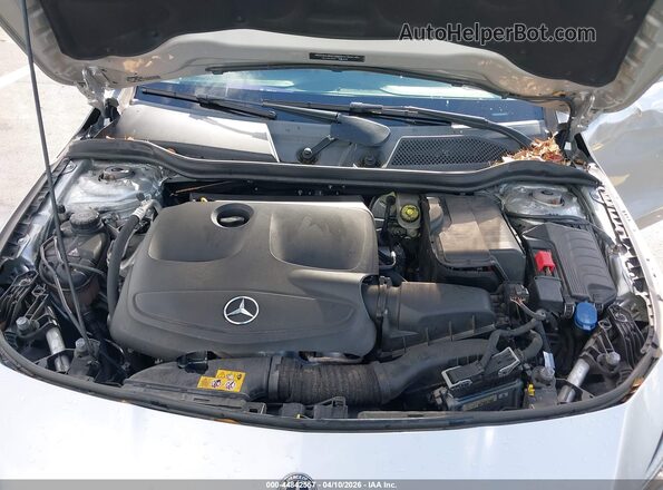 WDDSJ4EB5JN689731 2018 MERCEDES-BENZ CLA 250 Серебряный Вид сзади
