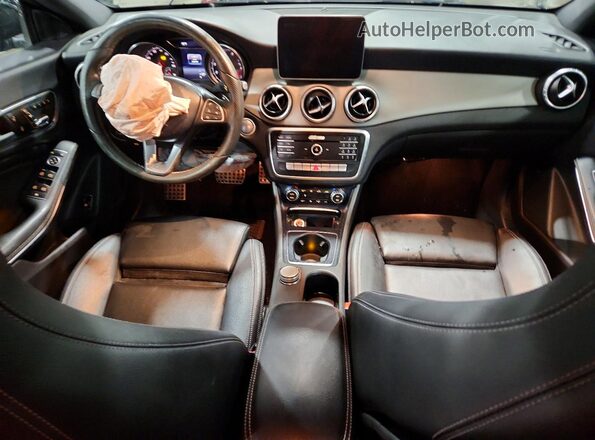 WDDSJ4EB6JN656222 2018 MERCEDES-BENZ CLA-CLASS Черный Вид панели приборов