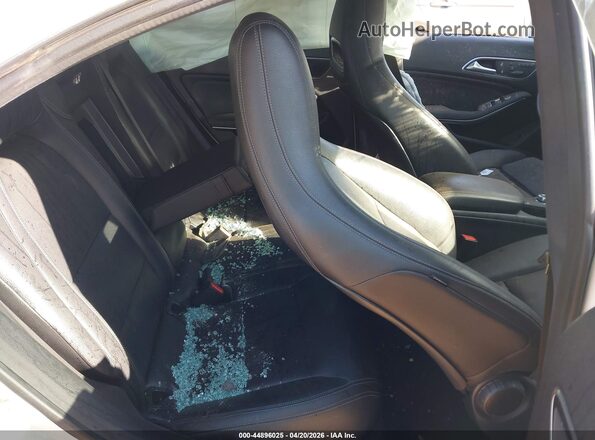 WDDSJ4EB8GN289638 2016 MERCEDES-BENZ CLA 250 White Вид наклейки з VIN-кодом