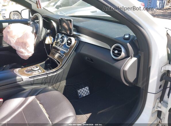 WDDWF4KB1JR418892 2018 MERCEDES-BENZ C-CLASS Белый Вид салона спереди