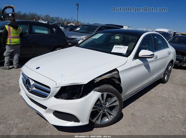 WDDWF4KB4JR319550 2018 MERCEDES-BENZ C-CLASS Белый Вид спереди