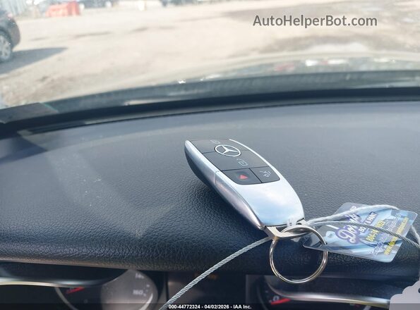 WDDWF8EB1KR482046 2019 MERCEDES-BENZ C-CLASS Черный Вид панели приборов