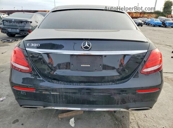 WDDZF4JB1KA526993 2019 MERCEDES-BENZ E Black უკანა ხედი