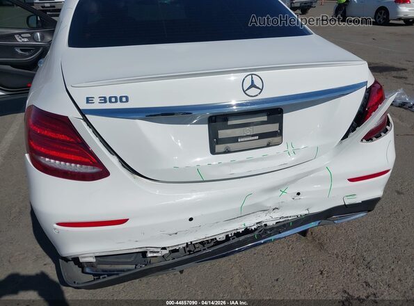 WDDZF4JB2HA099557 2017 MERCEDES-BENZ E-CLASS Белый Вид спереди