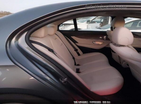 WDDZF4JB4KA584158 2019 MERCEDES-BENZ E-CLASS Gray VIN კოდის სტიკერის ხედი