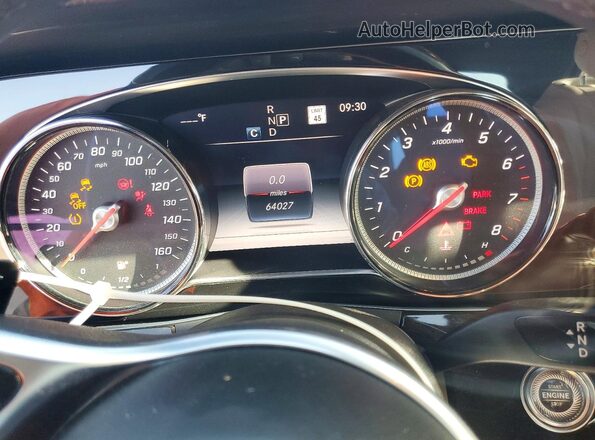 WDDZF4JB5KA689100 2019 MERCEDES-BENZ E Красный Вид щитка приборов