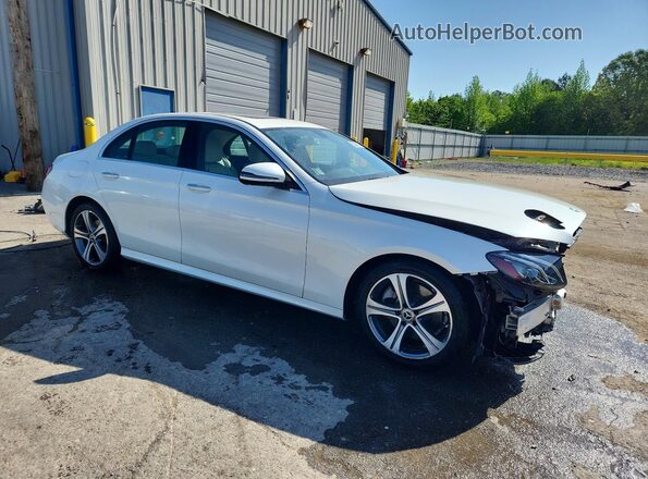 WDDZF4JB6KA653142 2019 MERCEDES-BENZ E Белый Передняя правая четверть