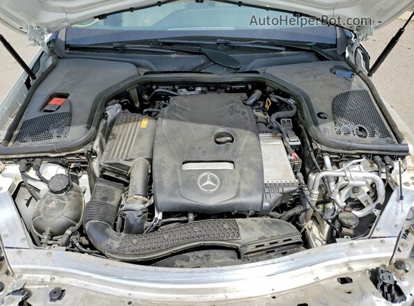 WDDZF4JB6KA653142 2019 MERCEDES-BENZ E Белый Вид задней части салона