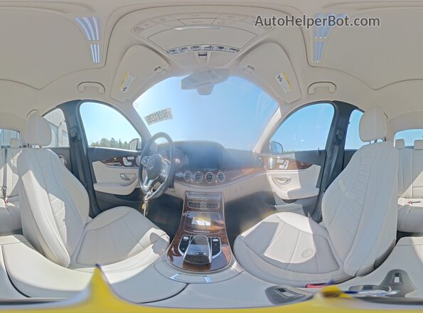 WDDZF4JB6KA653142 2019 MERCEDES-BENZ E Белый Панорамный вид салона 360°