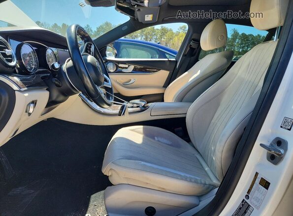 WDDZF4JB9KA509343 2019 MERCEDES-BENZ E White Vista interior delantera