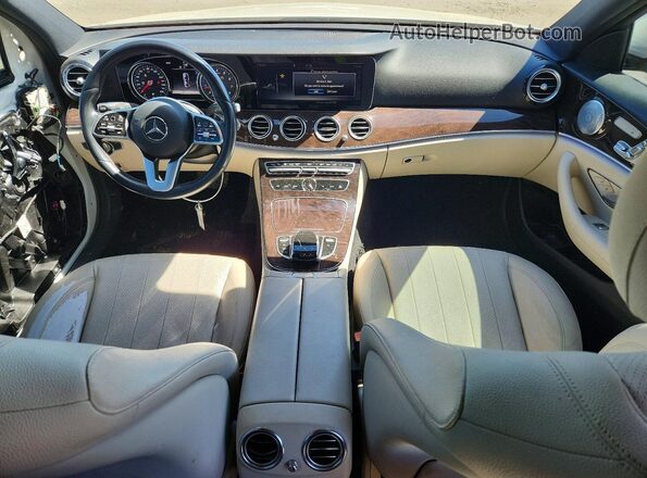WDDZF4JB9KA509343 2019 MERCEDES-BENZ E White Vista del salpicadero
